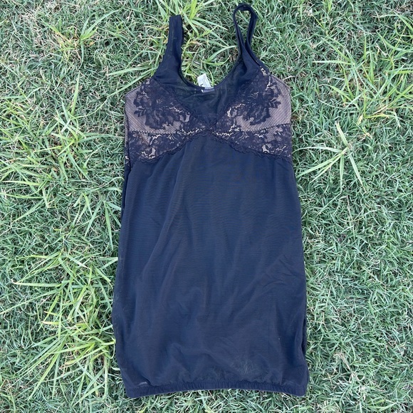 Maidenform Sensuously Shaping Wear Your Own Bra-Slip #DM2002, Beige, Black small - Picture 3 of 7